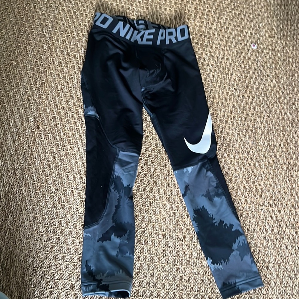 Boys Nike Hyperwarm Compression tights pants Size Large